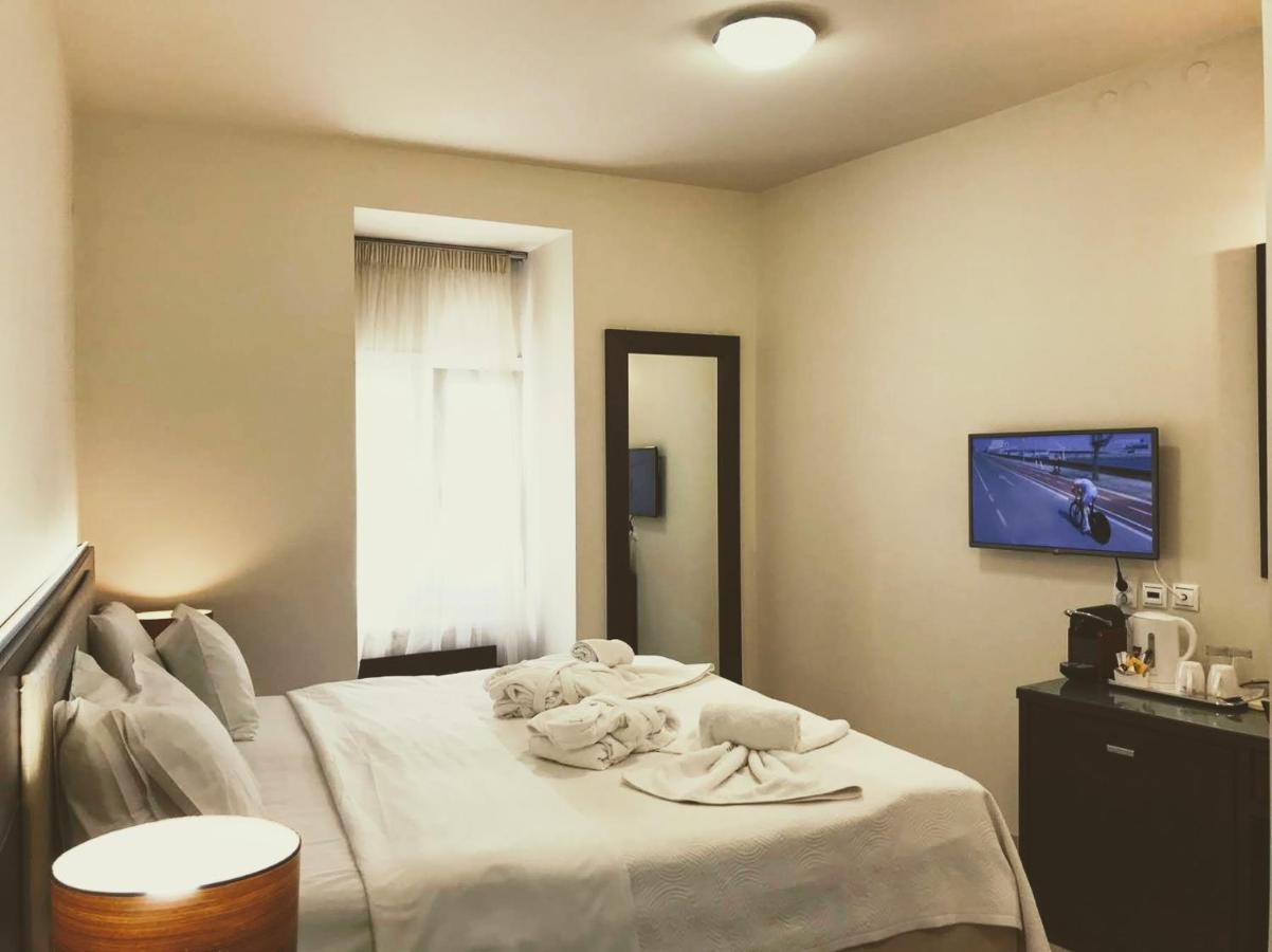 The Manessi City Boutique Hotel 포로스타운 외부 사진